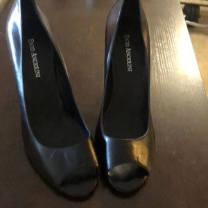 Enzo Angiolini black pumps size 8 1/2